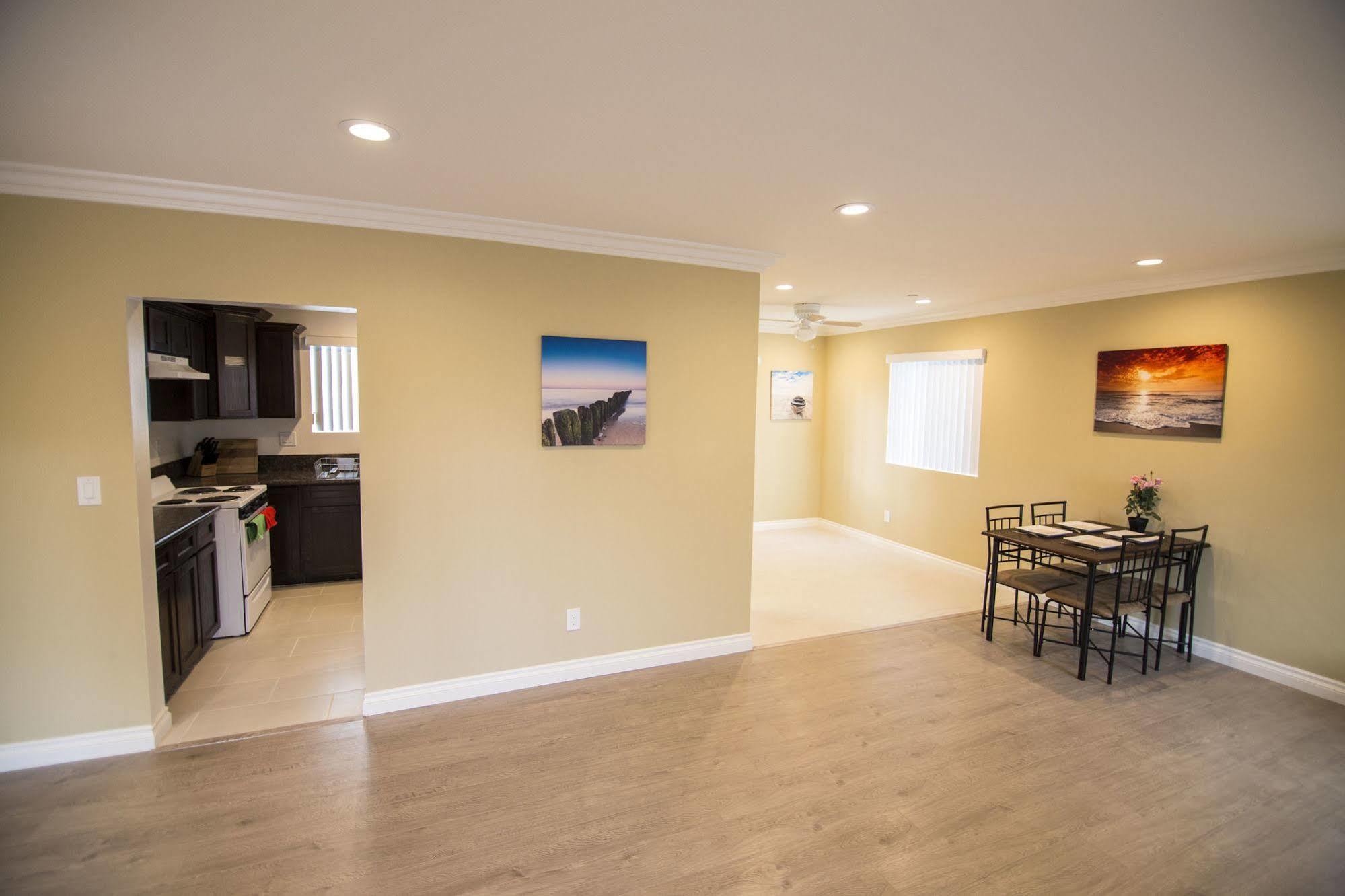 Los Angeles Vacation Rooms ภายนอก รูปภาพ